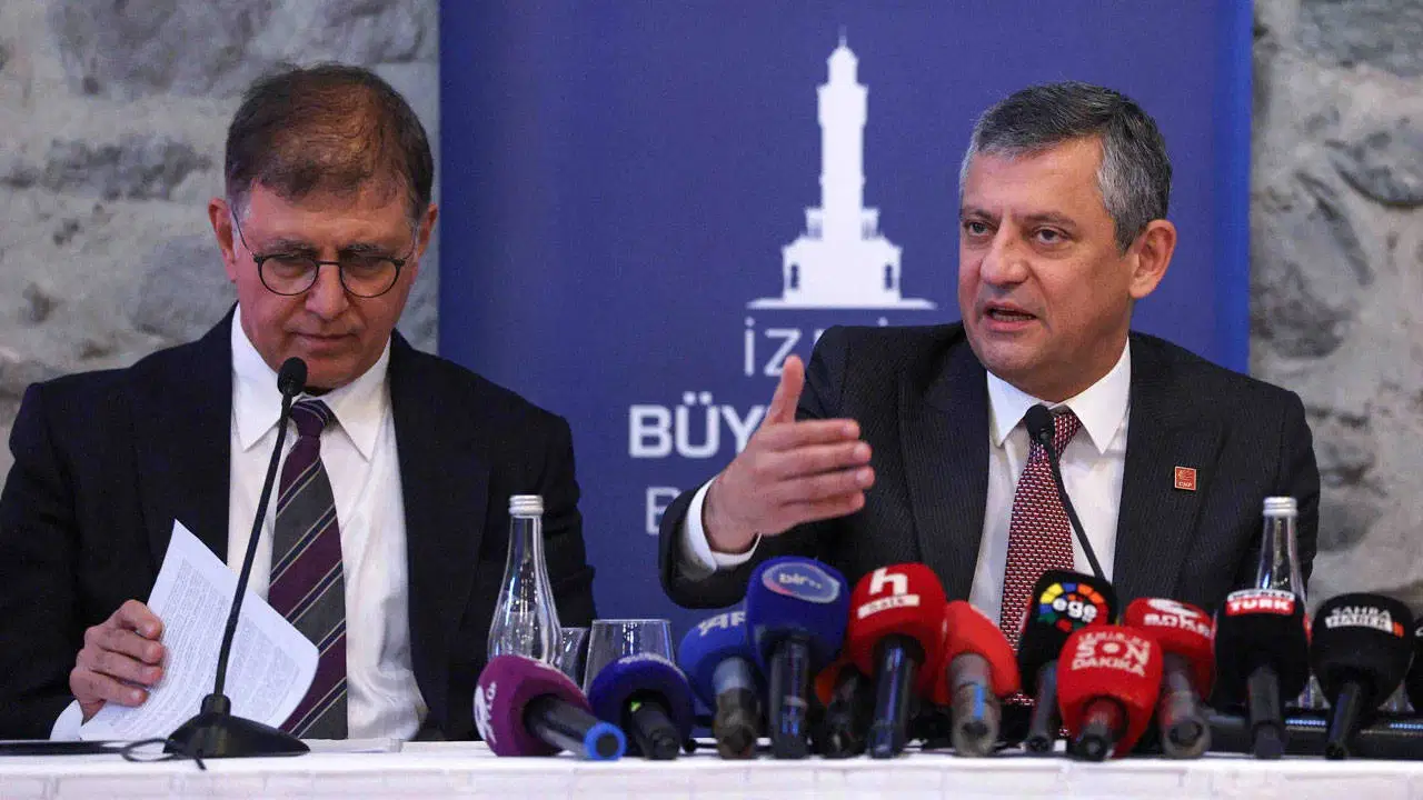 Özgür Özel’den ‘Cemil Tugay’ açıklaması: ‘Bunlar hak ediyor’ demedim, istifasına rızam yok’