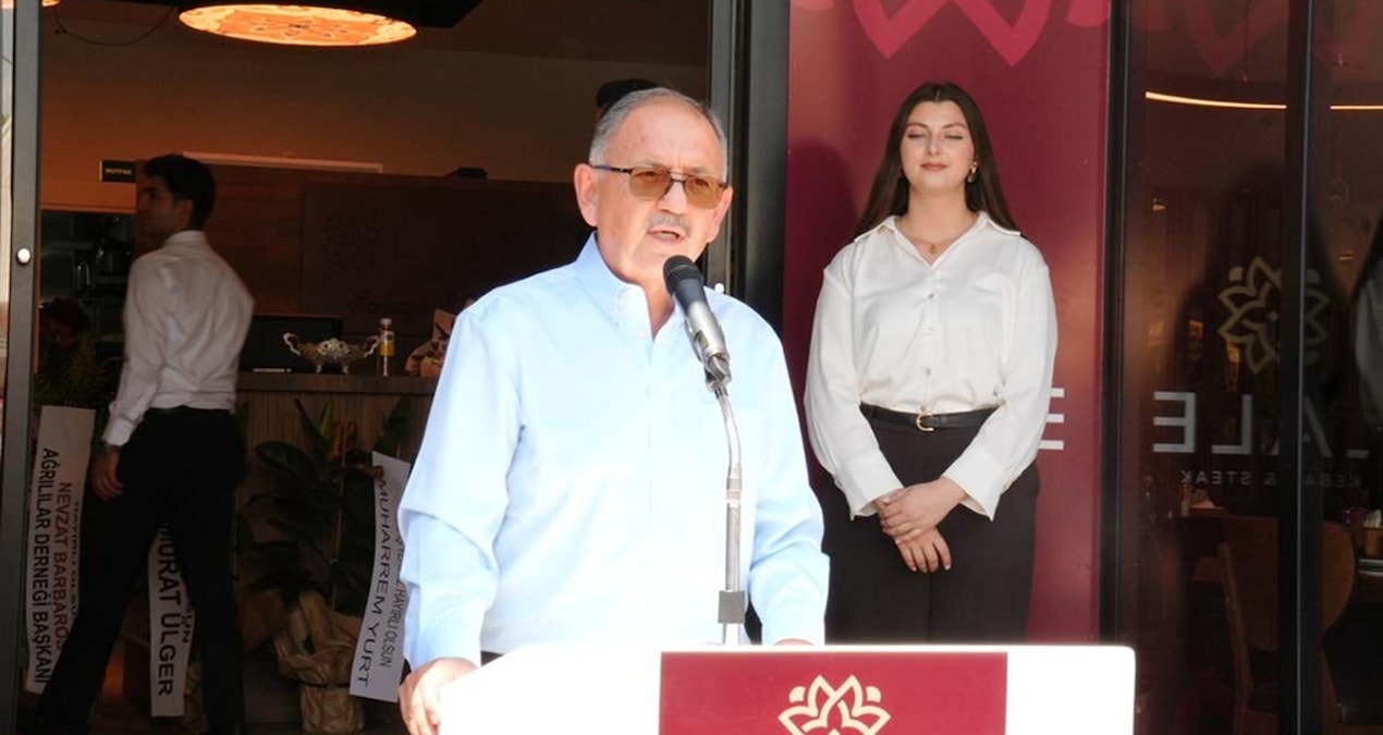 Eski Bakan’dan açılışını yaptığı restoranın sahibine: Etin kokusuna gelen fakiri geri çevirme Eski bakandan acilisini yaptigi restoranin sahibine etin kokusuna gelen fakiri geri cevirme KrxKNvg8