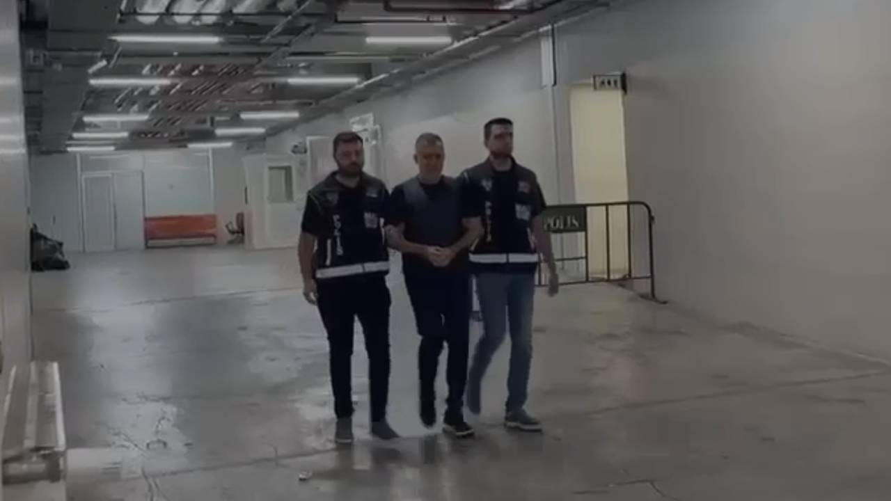 Haluk Levent’in tutuklamaya sevk görüntüleri! Haluk leventin tutuklamaya sevk goruntuleri Wf7HGcki