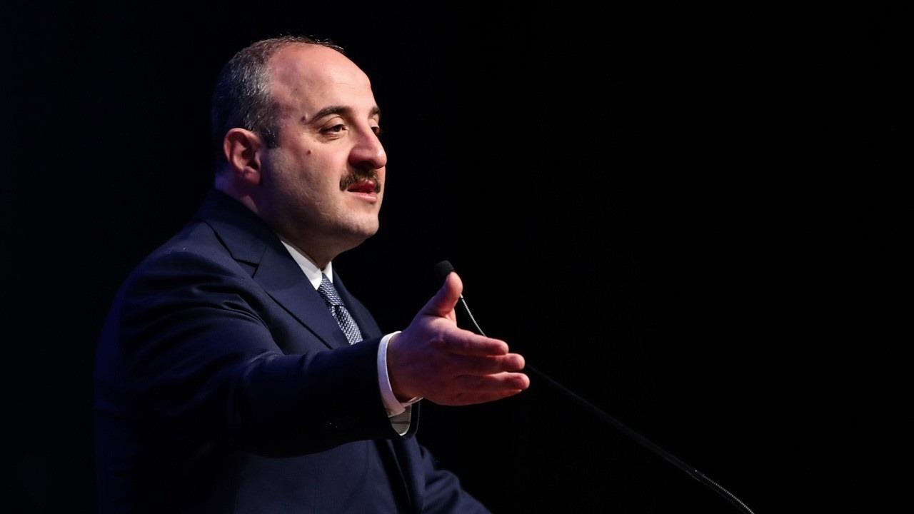 Mustafa Varank’tan Hüseyin Çelik’e tepki: FETÖ postacılığı yaptı, bizi tehdit etti Img